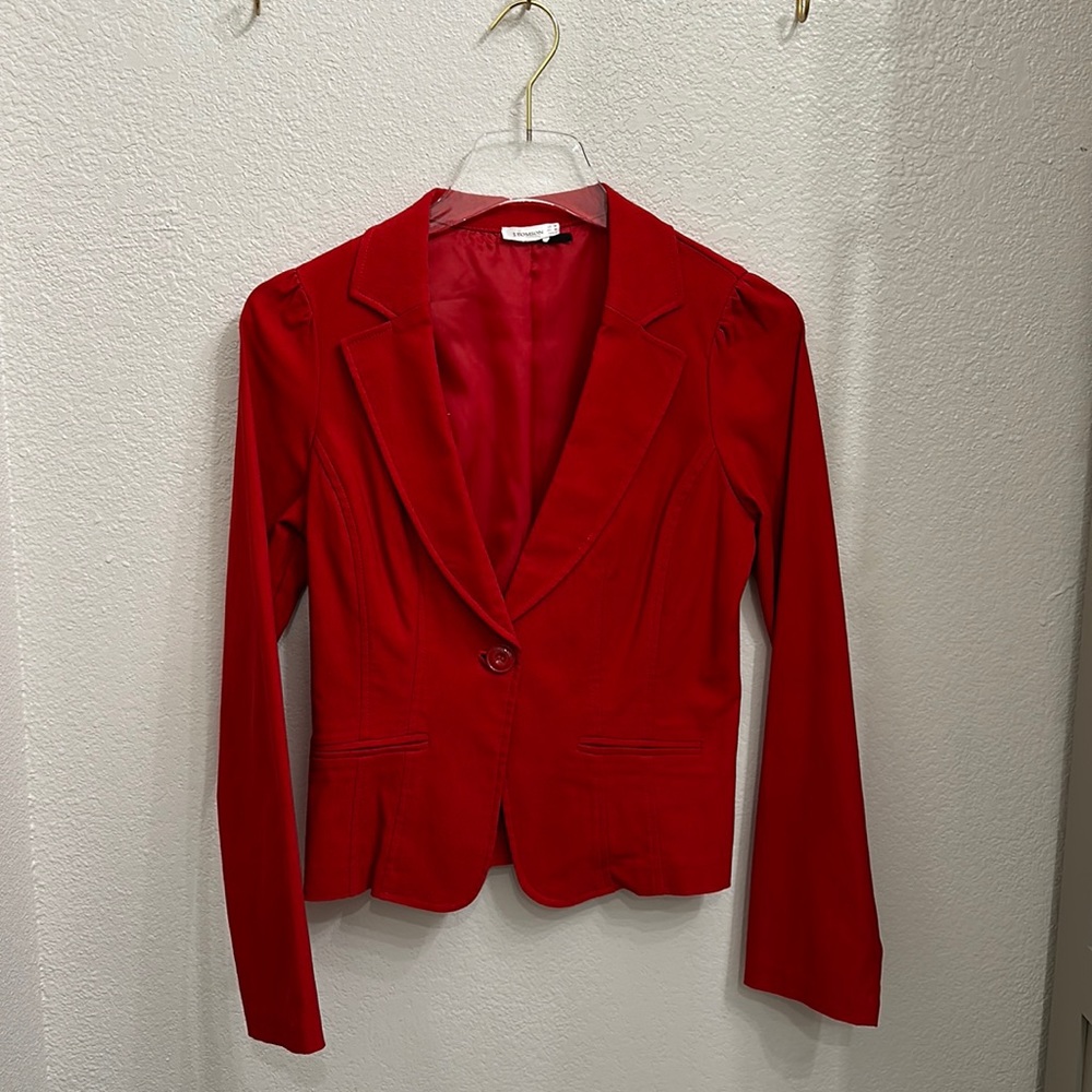 Red J. Thomson Women’s Blazer